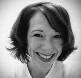 the%20Pilates%20place%20crouch%20end%20instructor%20photo%20Siobhan%20Paton